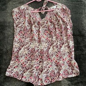 Lauren Conrad cap sleeve blouse with tie back. Size XL
